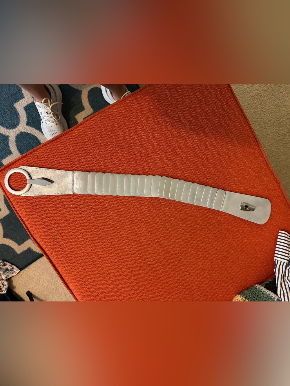 Silver Wide Fashion Belt with Polished Circle Buckle - Picture 4 of 4